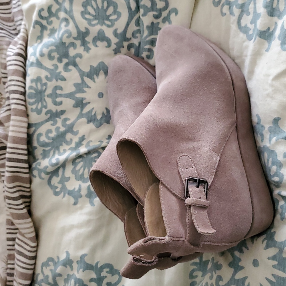 Nordstrom Klik Grey Suede Booties Size 7 - Picture 5 of 11
